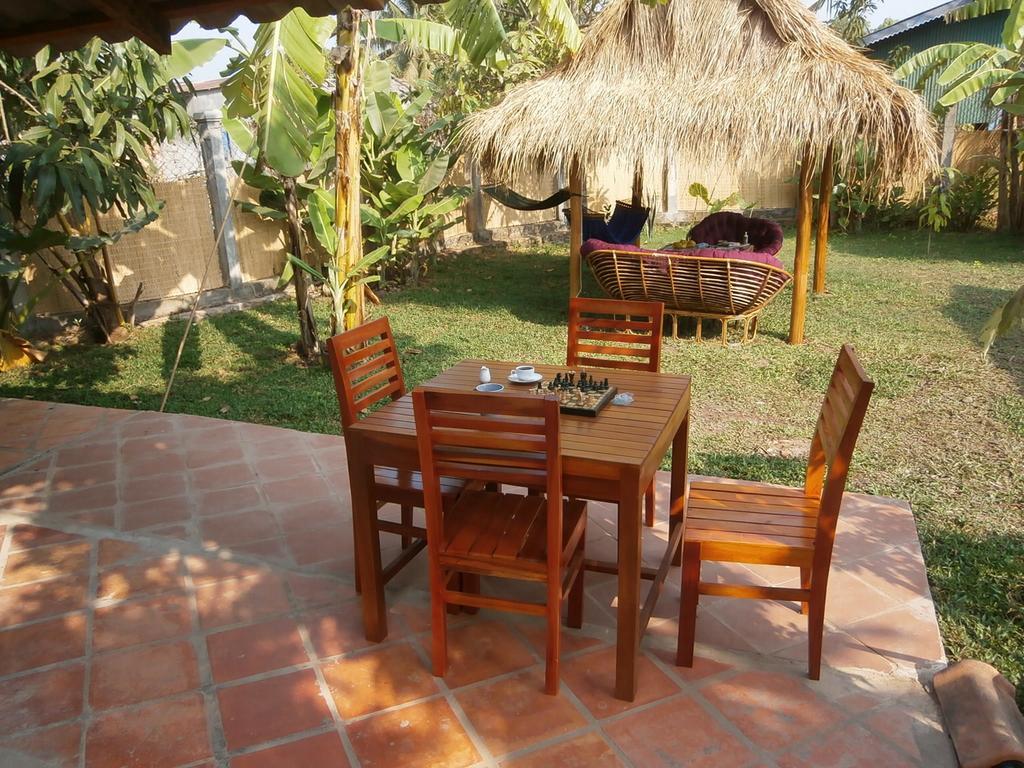 Hotel Bandini'S Kampot Exterior foto